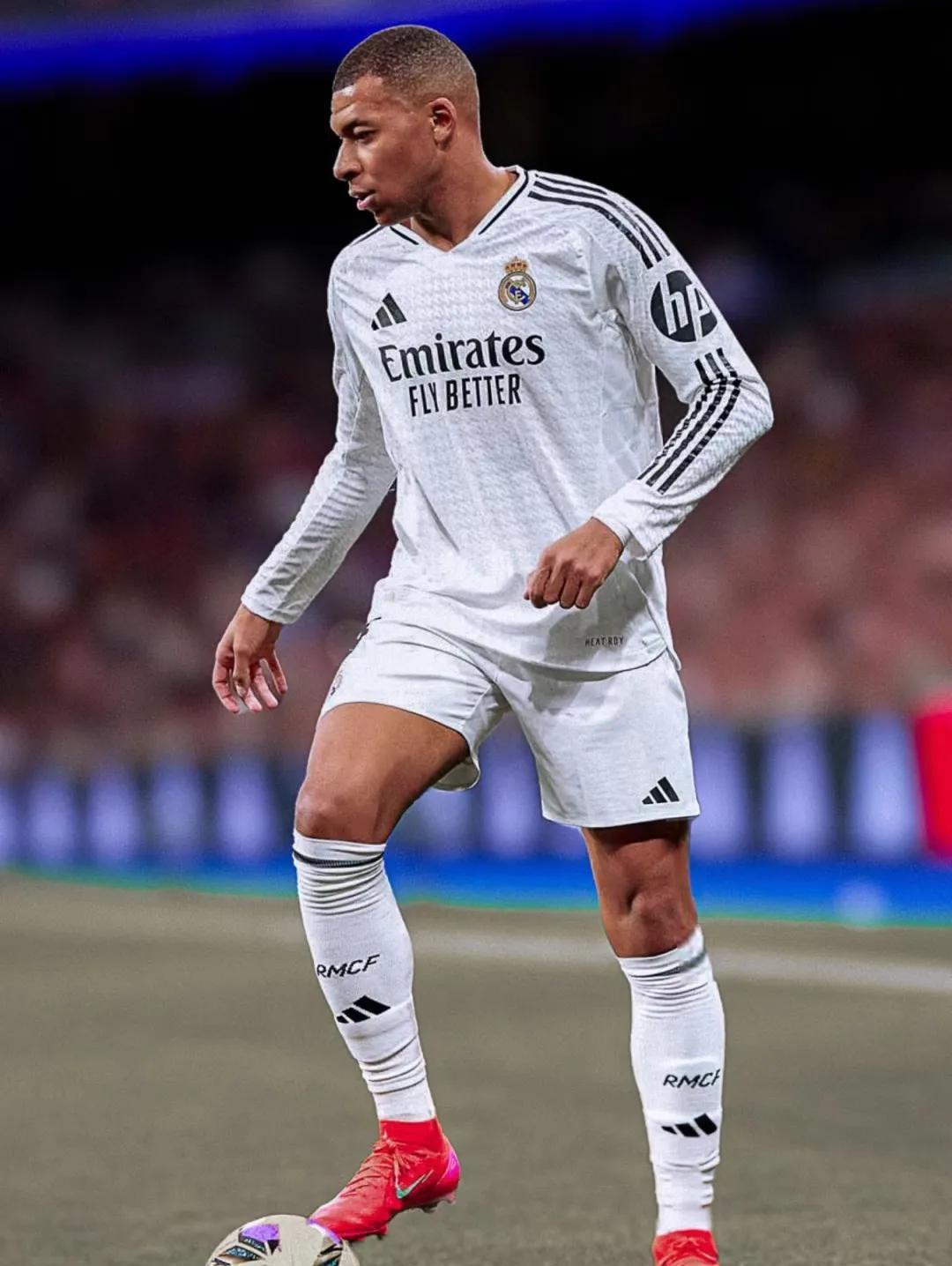 姆巴佩新星突破纪录表现惊艳，法国队未来可期！的简单介绍