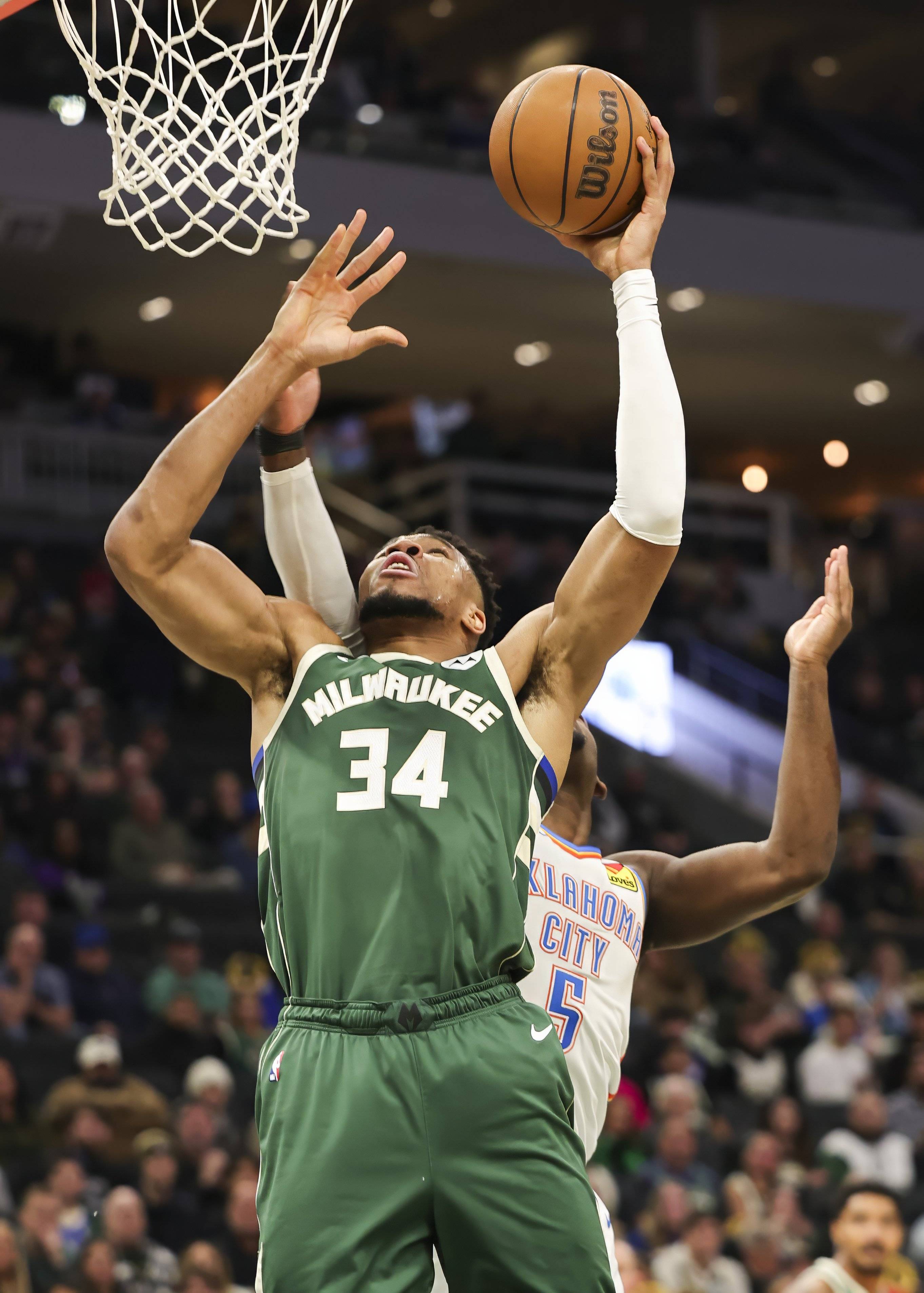 包含拜仁慕尼黑伤情更新备战NBA常规赛里程碑夜密尔沃基雄鹿外线爆发，媒体一致点评：赛前达拉斯独行侠备战西甲的词条